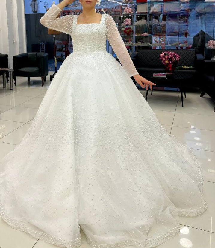 Robe de Mariée Princesse Luxury Dentelle, Manches Longues, Col Carré