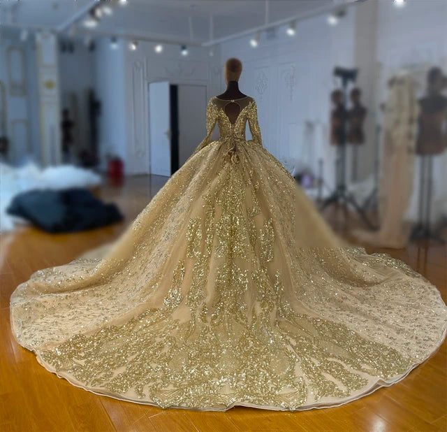 Robe de Mariée Princesse Luxury Doré, Manches Longues, Col V avec Traîne