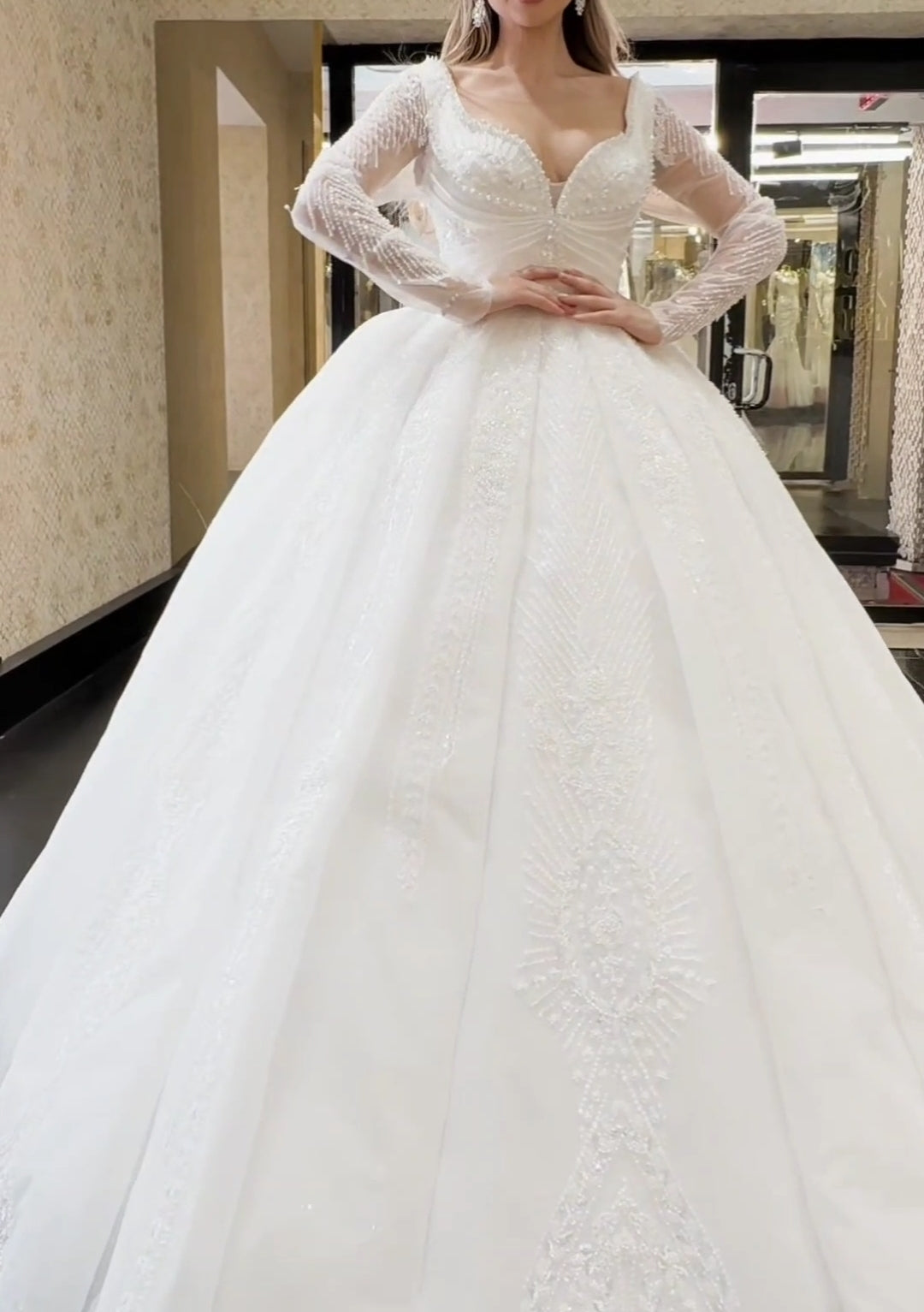 Robe de Mariée Princesse Luxury, Paillettes, Manches Longues