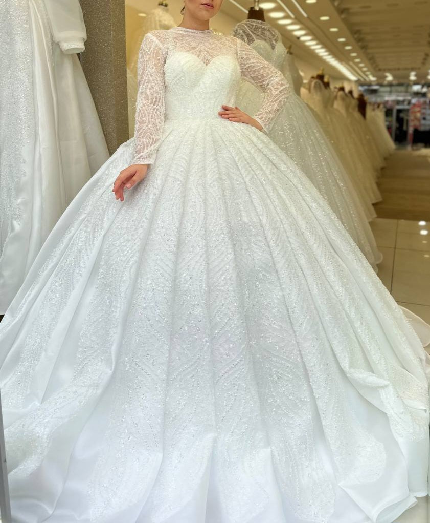 Robe de Mariée Princesse Luxury Dentelle, Manches Longues, Col Cœur