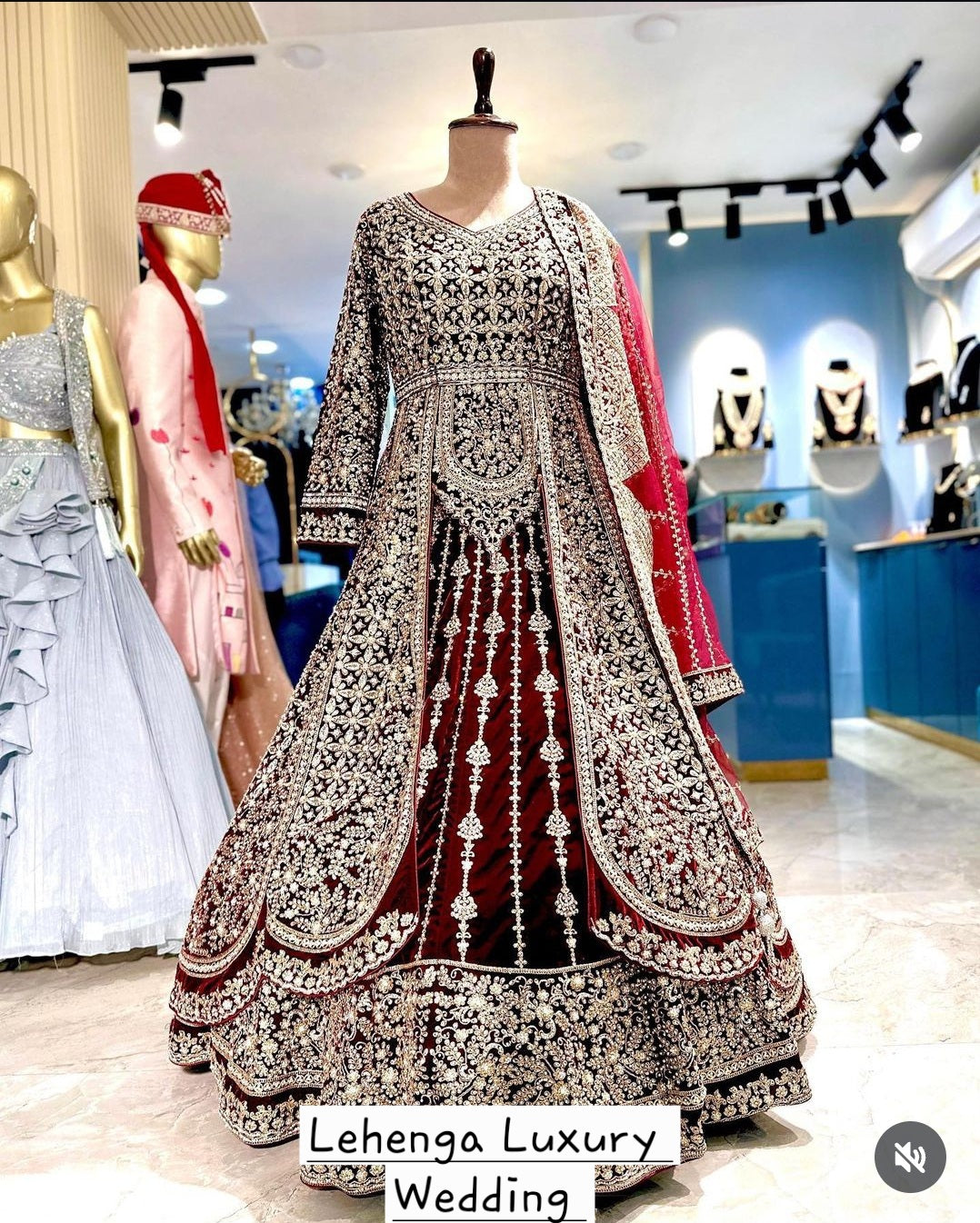 Lehenga Red Luxury Wedding